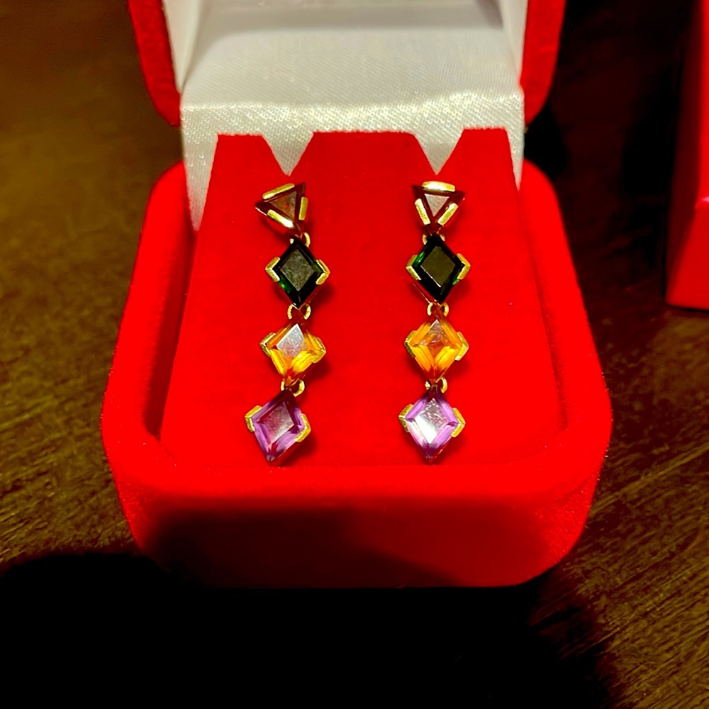 18k semiprecious stones